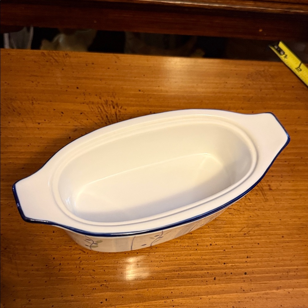 Cooke Street Blueberry Vibe Ceramic Butter Boat - Picture 3 of 7